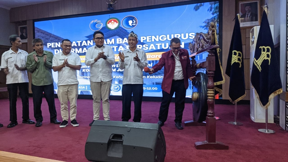 Launcing Website
