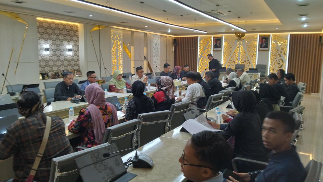 Kakanwil KemenHAM Bersama DPRD Jabar Dialog Kisruh Sistem Penerimaan Sekolah Maung dan PCMB
